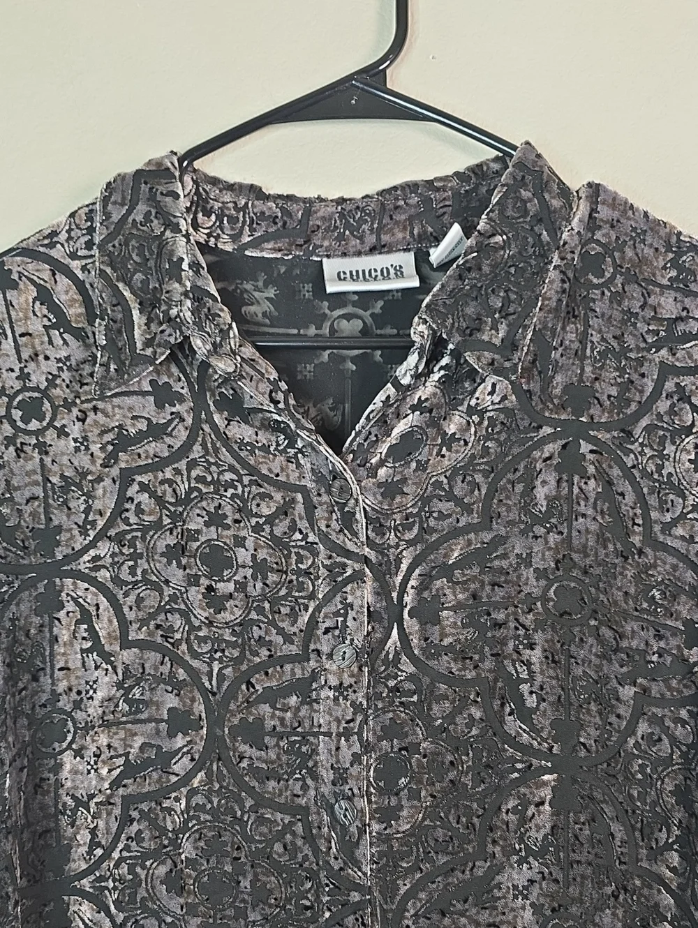 Chicos Velvet Burnout  Button-Up Shirt Tunic Top Long Sleeve Size Large